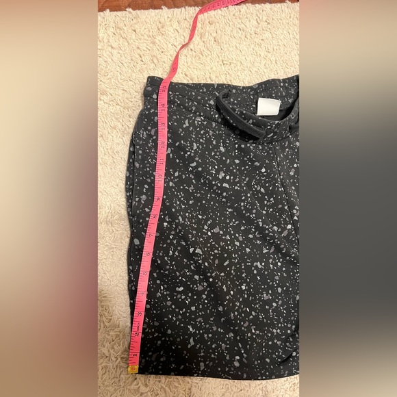 Gymshark Micro Print Shorts - Picture 5 of 6